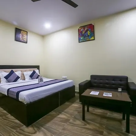 Oyo 19481 Jp Villa